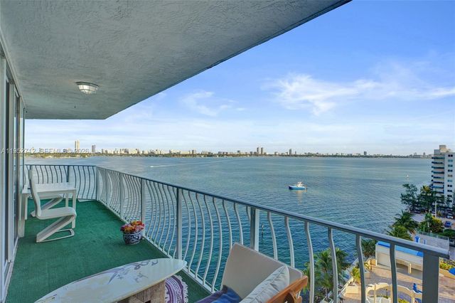 7601 E Treasure Dr 1120, North Bay Village, FL 33141