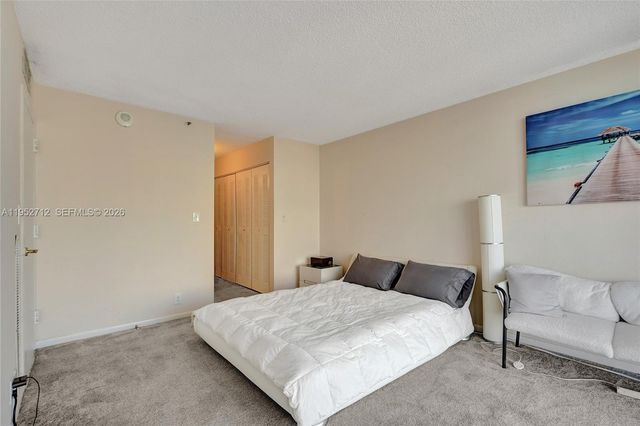 7601 E Treasure Dr 1120, North Bay Village, FL 33141