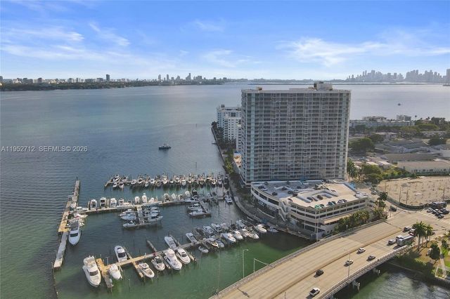 7601 E Treasure Dr 1120, North Bay Village, FL 33141