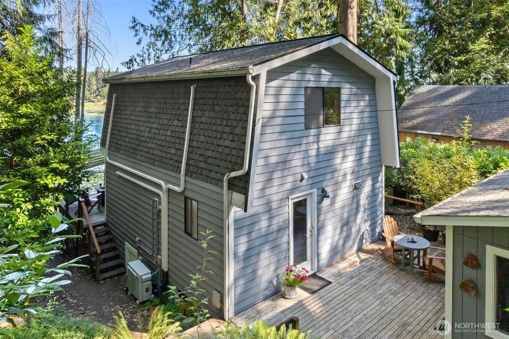1341 E Beaver Avenue, Shelton, WA 98584