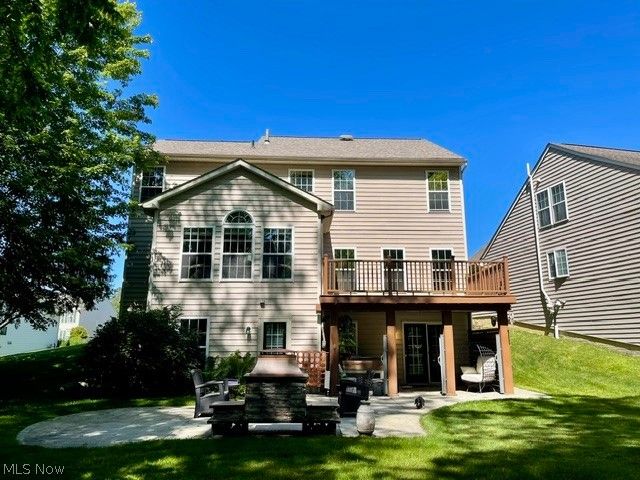 887 Willow Creek Drive, Fairlawn, OH 44333