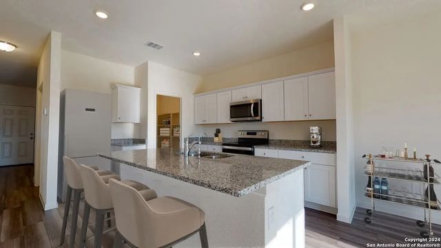11004 Nockies Court, Adkins, TX 78101