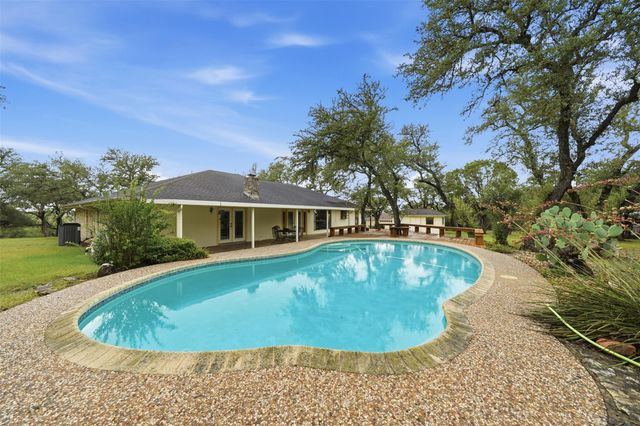 1013 Hidden Hills DR, Dripping Springs, TX 78620