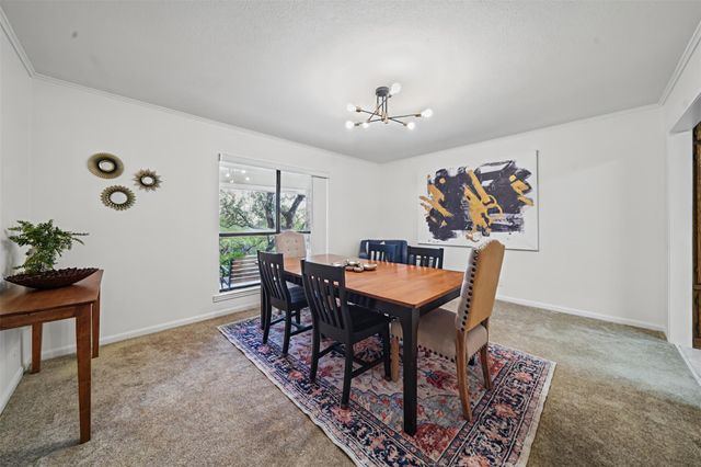 1013 Hidden Hills DR, Dripping Springs, TX 78620