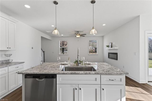 2237 Wolf ST, Virginia Beach, VA 23454