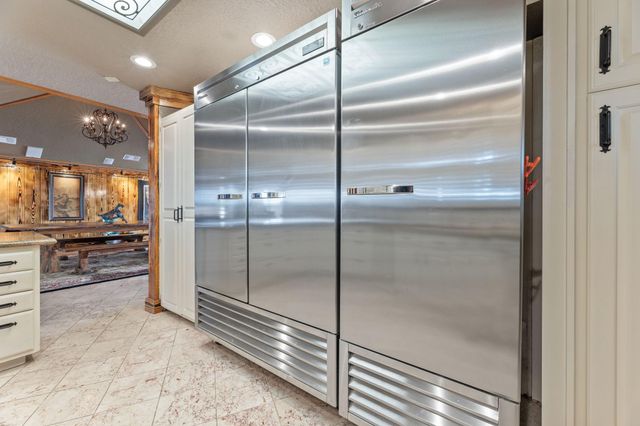 1226 County Road 45, Angleton, TX 77515