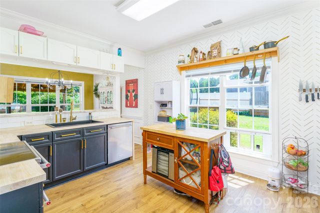 311 Winthrow Creek Road, Mooresville, NC 28115