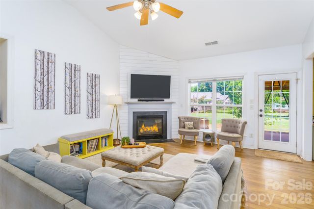 311 Winthrow Creek Road, Mooresville, NC 28115