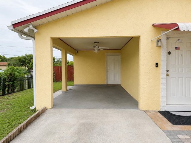 200 NW 12th Court, Pompano Beach, FL 33060
