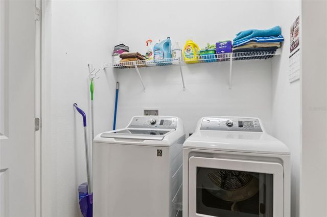 5714 COLONY GLEN ROAD, Lithia, FL 33547