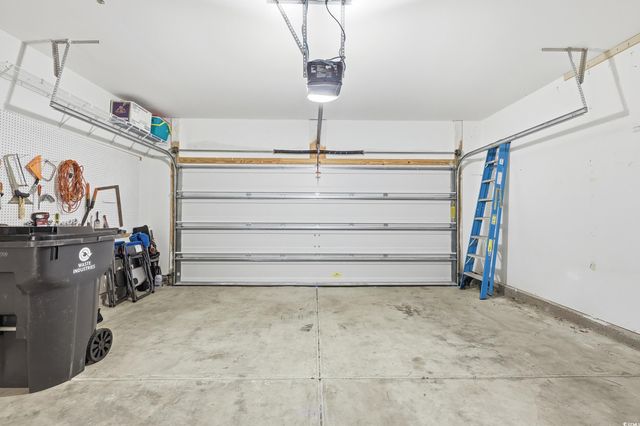 86 Hyacinth Loop, Murrells Inlet, SC 29576