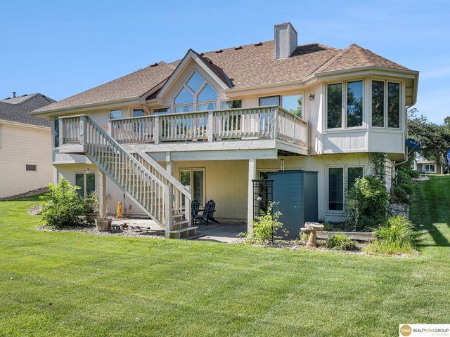 16113 Josephine Street, Omaha, NE 68136