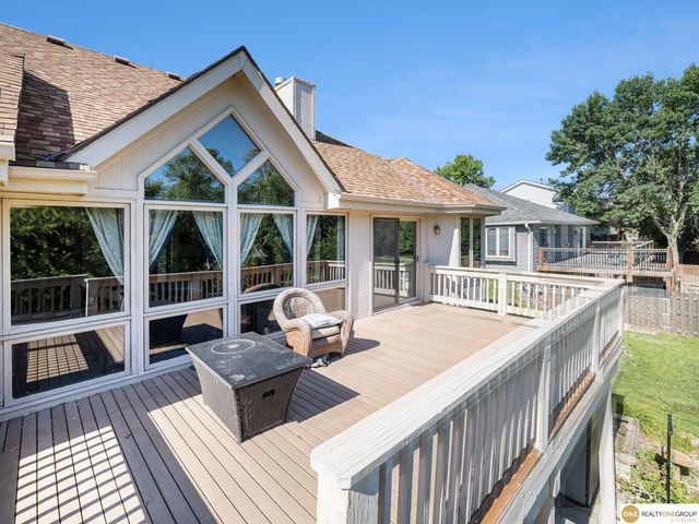 16113 Josephine Street, Omaha, NE 68136