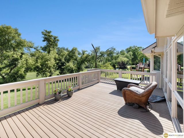 16113 Josephine Street, Omaha, NE 68136