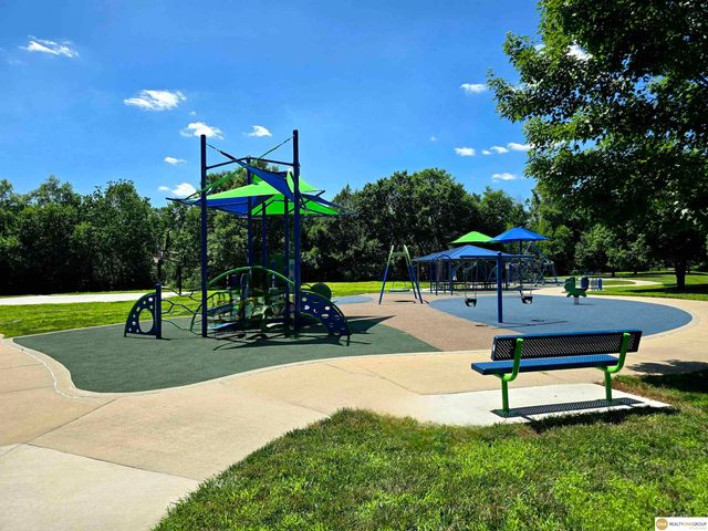 16113 Josephine Street, Omaha, NE 68136