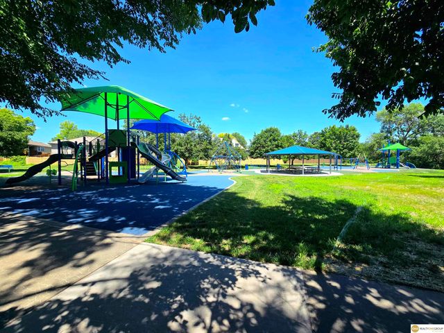 16113 Josephine Street, Omaha, NE 68136