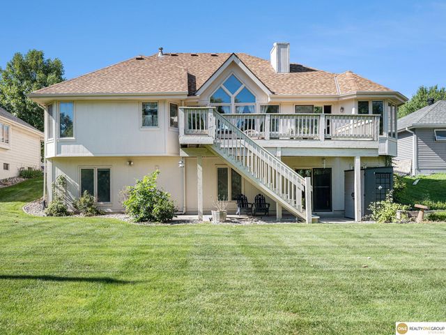 16113 Josephine Street, Omaha, NE 68136