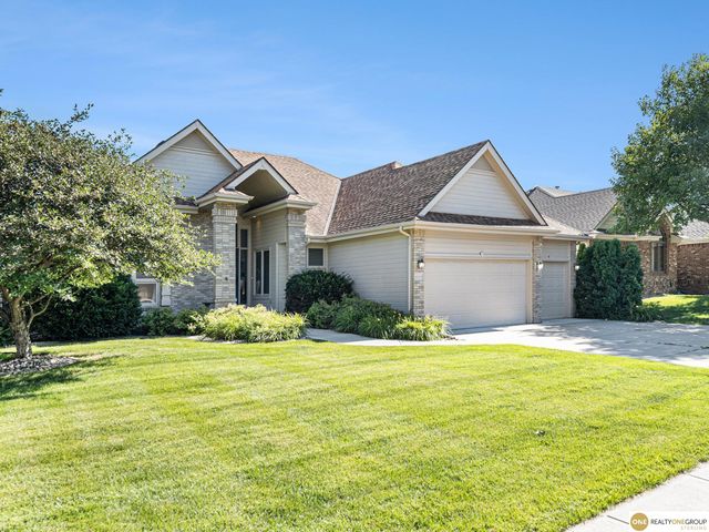 16113 Josephine Street, Omaha, NE 68136