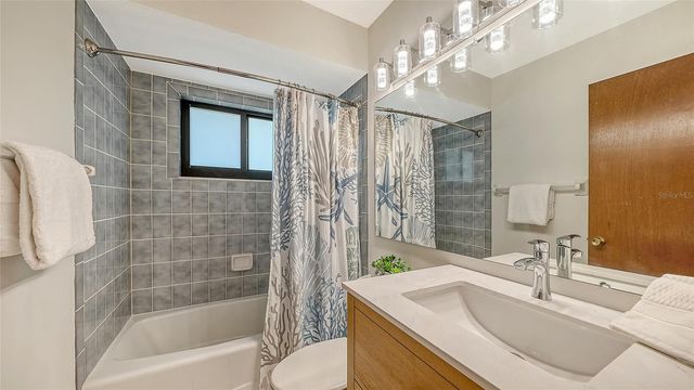 5348 BENT OAK DRIVE, Sarasota, FL 34232