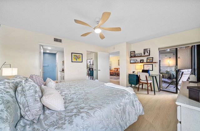 6065 Pointe Regal Circle, Delray Beach, FL 33484