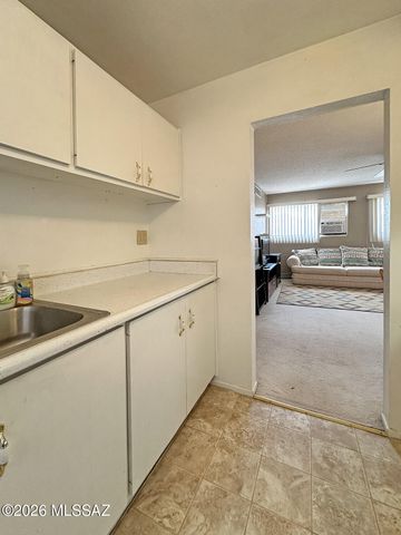 1755 S Jones Blvd Apt R207, Tucson, AZ 85713