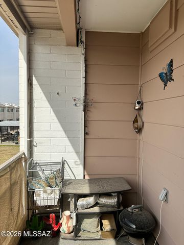 1755 S Jones Blvd Apt R207, Tucson, AZ 85713