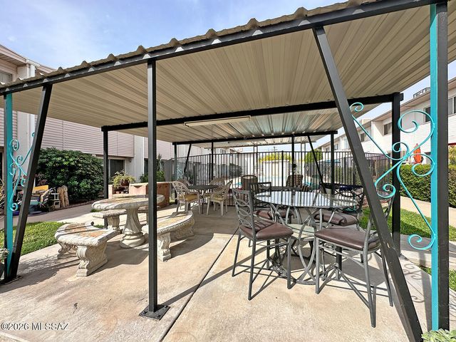1755 S Jones Blvd Apt R207, Tucson, AZ 85713