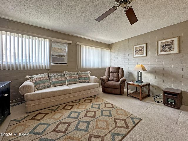 1755 S Jones Blvd Apt R207, Tucson, AZ 85713