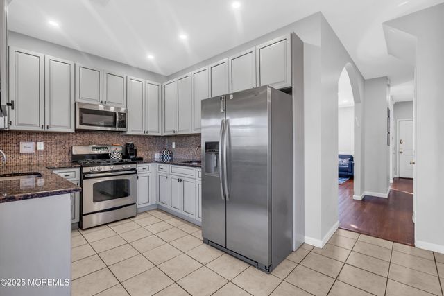 19 Rivka Lane, Lakewood, NJ 08701