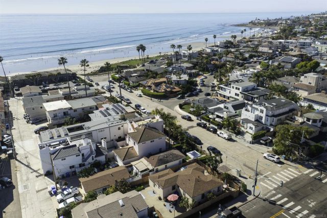 721-23 Law St, San Diego, CA 92109