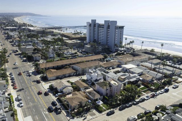 721-23 Law St, San Diego, CA 92109