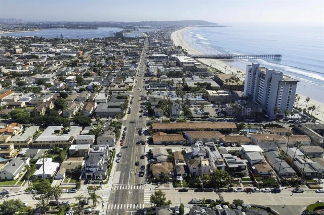 721-23 Law St, San Diego, CA 92109