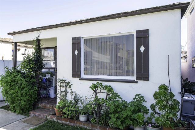 721-23 Law St, San Diego, CA 92109