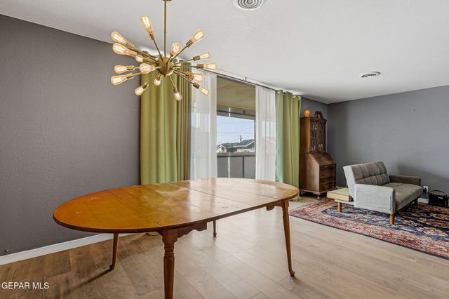 1800 N STANTON Street 204, El Paso, TX 79902