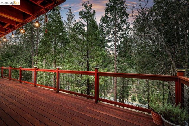 17204 Nile River Dr, Sonora, CA 95370