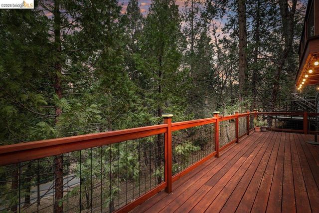 17204 Nile River Dr, Sonora, CA 95370