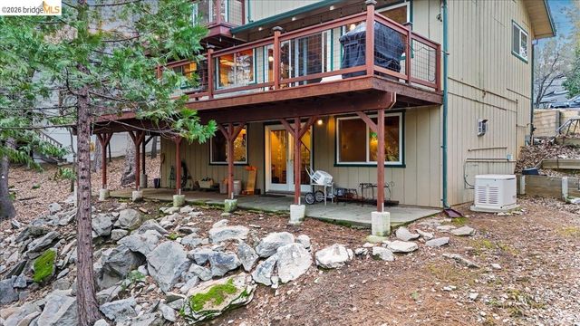 17204 Nile River Dr, Sonora, CA 95370