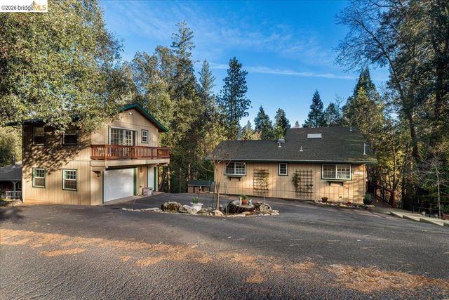 17204 Nile River Dr, Sonora, CA 95370