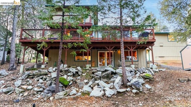17204 Nile River Dr, Sonora, CA 95370