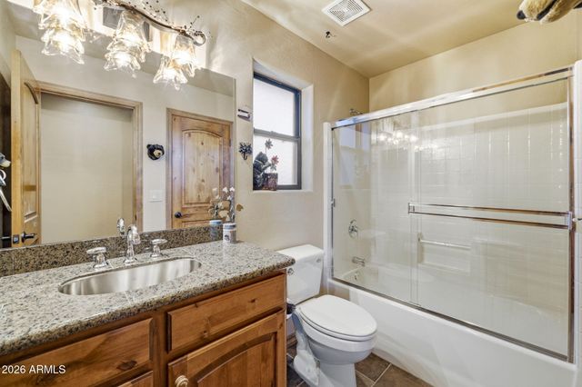 2750 Columbia Lane, Overgaard, AZ 85933