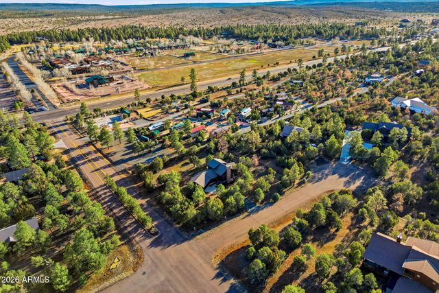 2750 Columbia Lane, Overgaard, AZ 85933