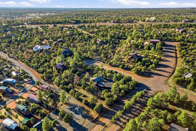 2750 Columbia Lane, Overgaard, AZ 85933