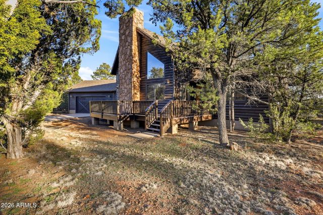 2750 Columbia Lane, Overgaard, AZ 85933