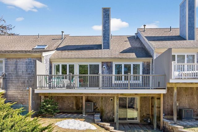 15 John Hall Cartway 15, Yarmouth, MA 02675