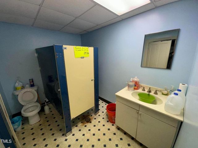 707 E Webb Avenue, Burlington, NC 27217