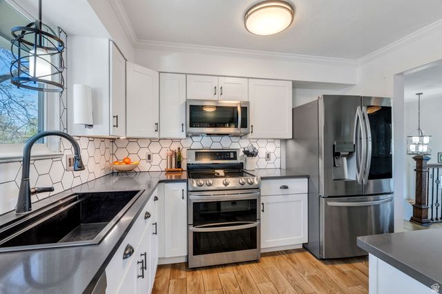 634 E PICO ST, Sandy, UT 84070