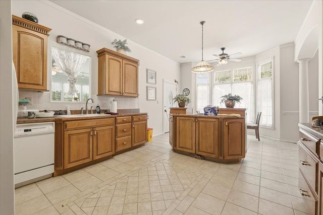 620 Running Brook Way, Mansfield, OH 44903