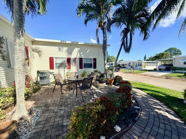 6403 Birch Lane, Lantana, FL 33462