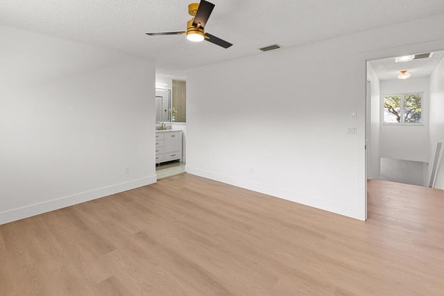 652 NE Wax Myrtle Way, Jensen Beach, FL 34957