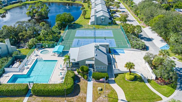 652 NE Wax Myrtle Way, Jensen Beach, FL 34957